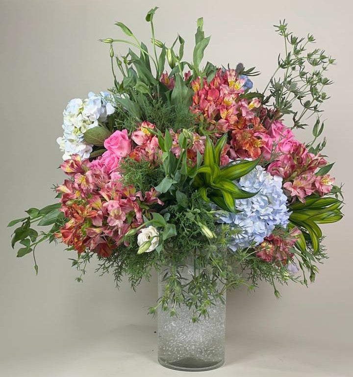 Elysian Bloom Vase Arrangement 🌿🌸🌼
