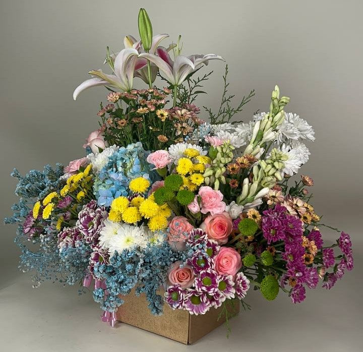 Garden Symphony Floral Box 🌼🎶🌸